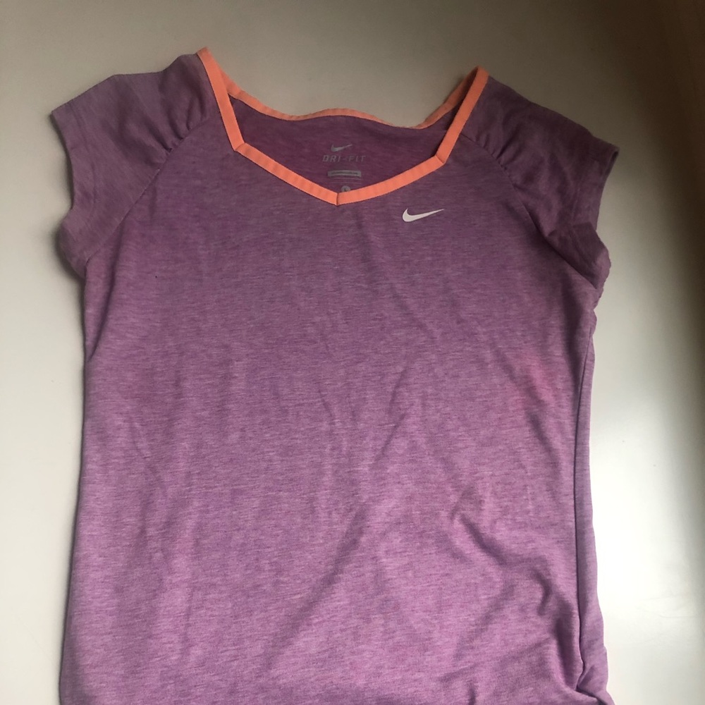 Nike girls tee size 14